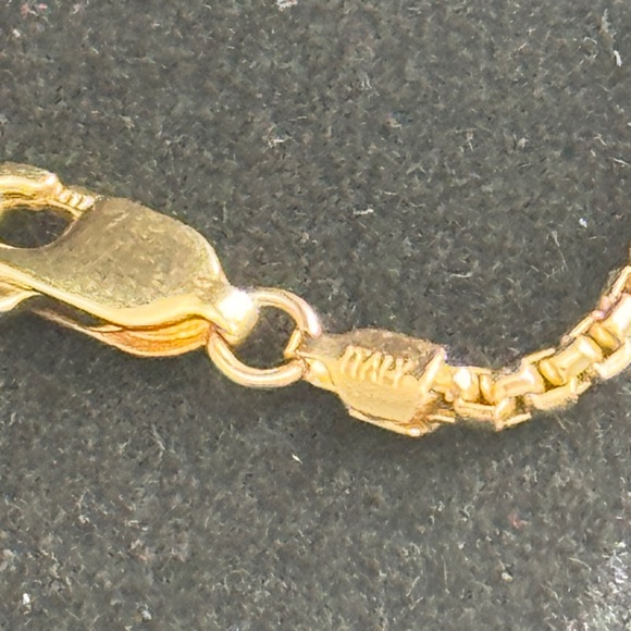 Necklace - Picture 7 of 16